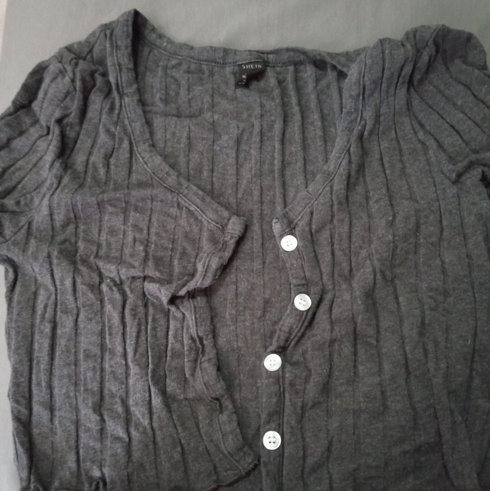 SHEIN women's button up crop top size:m